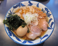 「磯野らー麺（全部のせ）醤油」@らーめん 神田 磯野の写真