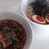 「手打ちつけめん（新味） 700円+半熟煮玉子 100円」@手打ち中華そば 侍の写真