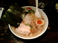 「節骨こってりたいぞうラーメン」@節骨麺たいぞう 三軒茶屋店の写真