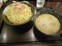 「燕三条系つけ麺」@煮干 丸めの写真