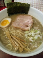 「煮干そば+まかない丼」@麺家 一鶴の写真