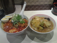 「ハーフセット（味噌タンメン+半蒙古丼）850円」@蒙古タンメン 中本 目黒店の写真