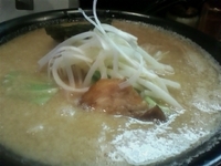 「馬豚骨味噌（麺硬め、脂多め、濃いめ）800円」@麺屋五右衛悶の写真