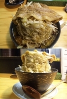 「ド根性のこってり牛味（672円）+野菜男盛（315円）」@神戸ちぇりー亭 三田本店の写真