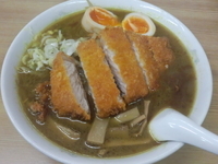 「カレーラーメン+とんかつ」@らーめん山田の写真