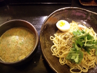 「つけ麺 魚胡麻だれ （900円）」@北新地 朱月の写真