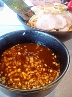 「つけ麺（大盛り）+ちゃーしゅー2枚+味玉」@麺商人 康介の写真