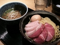 「煮卵 濃厚魚介つけめん 880円 +ミックスチャーシュー 240」@麺屋 一燈の写真