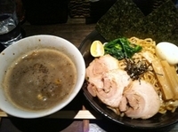 「黒のつけ麺+全部のせ+焼き盛り」@麺者 すぐれの写真