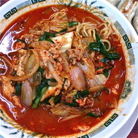 「韓流・辛ラーメン餃子セット（￥740）」@日高屋 吉祥寺本町通店の写真