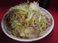 「大ラーメン（ヤサイ、ニンニク） ￥750」@ラーメン二郎 ひばりヶ丘駅前店の写真