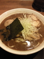 「中華そば大盛（太麺/油抜き） 800円+半熟煮玉子100円」@くりの木 加須店の写真