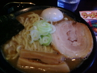 「らーめん（大盛） 800円+味玉 100円」@麺屋 一心の写真