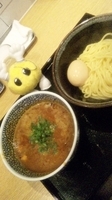 「ほん田くんに教わったカレー（麺少なめで味玉サービス）+小ライス」@麺屋 一燈の写真