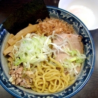 「温玉油そば」@兎に角 松戸店の写真