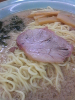 「醤油ラーメン中（1.5玉）￥650」@ラーメン青木亭 川口店の写真