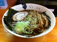 「ら麺 大盛（+100円）」@麺屋 桑田の写真