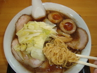 「醤油玉ちゃん麺」@麺玉の写真