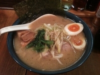 「黒福」@豚骨醤油らーめん 福気の写真