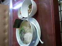 「とんこつらーめん+魚の辛そぼろ」@博多長浜らーめん 楓神の写真