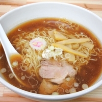 「中華そば 並盛（700 円）」@相模 大勝軒の写真