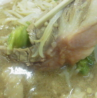 「小つけ麺（ヤサイマシ・ニンニクW・アブラW）@730エソ」@らーめん豚喜の写真