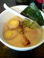 「味玉らーめん+替玉」@袈裟丸家の写真