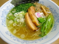 「黄金ラーメン 900円」@MENYA 食い味の道有楽の写真