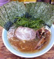 「ラーメン600円+くきわかめ100円+のり増し100円」@まこと家の写真
