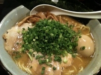 「得製らーめん[大盛]（900円）」@風雲児の写真