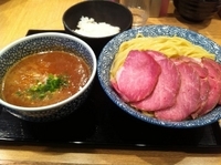 「ほん田君に教わったカリーつけ麺+大盛り+豚チャーシュー+小ライス」@麺屋 一燈の写真