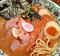 「特製らーめん（普通盛180g）850円」@麺座でんの写真