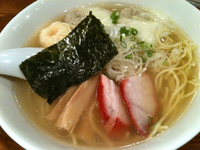 「特製ワンタン麺ハーフ（白出汁）850円」@八雲の写真