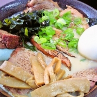 「豆乳ラーメン+特チャーシュー+ゆでたまご」@ラーメンショップ幸手 金田亭の写真