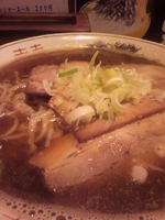 「煮干しラーメン」@麺やゼットンの写真