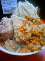 「豚Wラーメン（全マシ）」@千里眼の写真