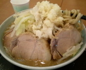 「味噌ラーメン中（全マシ）820円+豚マシ200円」@ジャンクガレッジ イオンレイクタウンmori店の写真