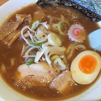 「牛・豚・鶏ラーメン ¥750」@ゑびす印の大笑軒 かめ家の写真