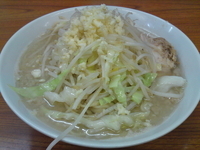 「しお（にんにく）700円大盛り100円」@凛 蒲田店の写真