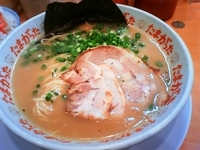 「らーめん+替え玉」@九州大分らぁめん たまがった 神奈川新町本店の写真