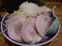 「ラーメン 700円 全部のせ（肉、海苔、玉子） 250円」@雅商會 二十世紀が丘店の写真