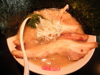 「スペシャル醤油らーめん 「850円」」@麺や三笑 つばさの写真