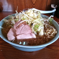「ラーメン（ニンニク少し・野菜増し￥600）」@ラーメン二郎 亀戸店の写真
