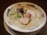 「とんこつラーメン（普通）」@どとんこつ 中村商店の写真