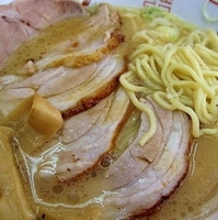 「ラーメン（肉ダブル） 720円」@肉屋の写真