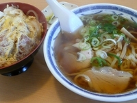「中華そば+かつ丼」@末弘軒 藤の木店の写真