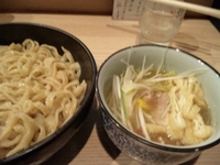 「つけ麺天日塩味」@小麦と肉 桃の木の写真