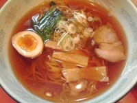 「ラーメン半チャーハンセット（醤油）（700円）」@ラーメンにんじんや 瑞江店の写真