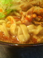 「紅らーめん（硬め）+温泉卵」@麺創研 紅 府中の写真