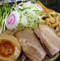 「味麺（麺少なめ） 700円」@丸め～背脂煮干～の写真